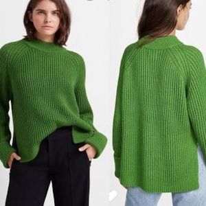Club Monaco Oversized Crew Neck Sweater in Green
